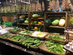自助取餐区-大山炭火烤肉自助(百盛步行街广场店)