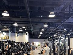 -TMG潮流健身(奥体莲荷里店)