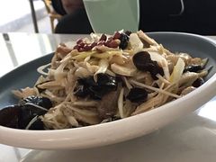 新疆椒麻鸡-董小西的凉皮和椒麻鸡(三元桥店)