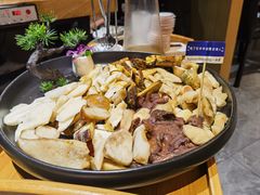 -一朵菌·野生菌探索家火锅(南亚店)
