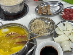 -朱富贵火锅(金融街万达店)