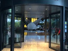 -上海滴水湖皇冠假日酒店