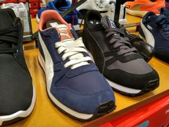 -PUMA品牌自营折扣店(苏州比斯特购物村店)