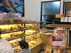 面包甜点陈列柜-山崎面包(苏州中心店)