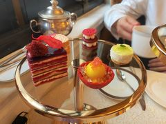 双人红丝绒下午茶-Salon de Ville浦江汇(上海外滩华尔道夫酒店店)