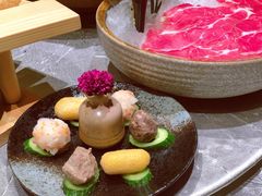 肉丸拼盘-ONE FULL 古董港式海鲜火锅