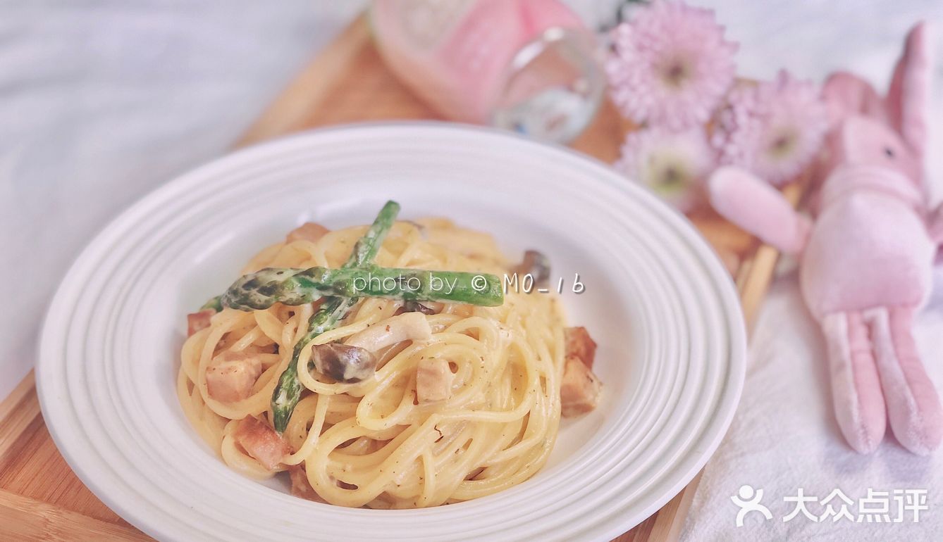 5/2 Saturday ｜ 芦笋午餐肉蛋黄奶酱意面🍝 