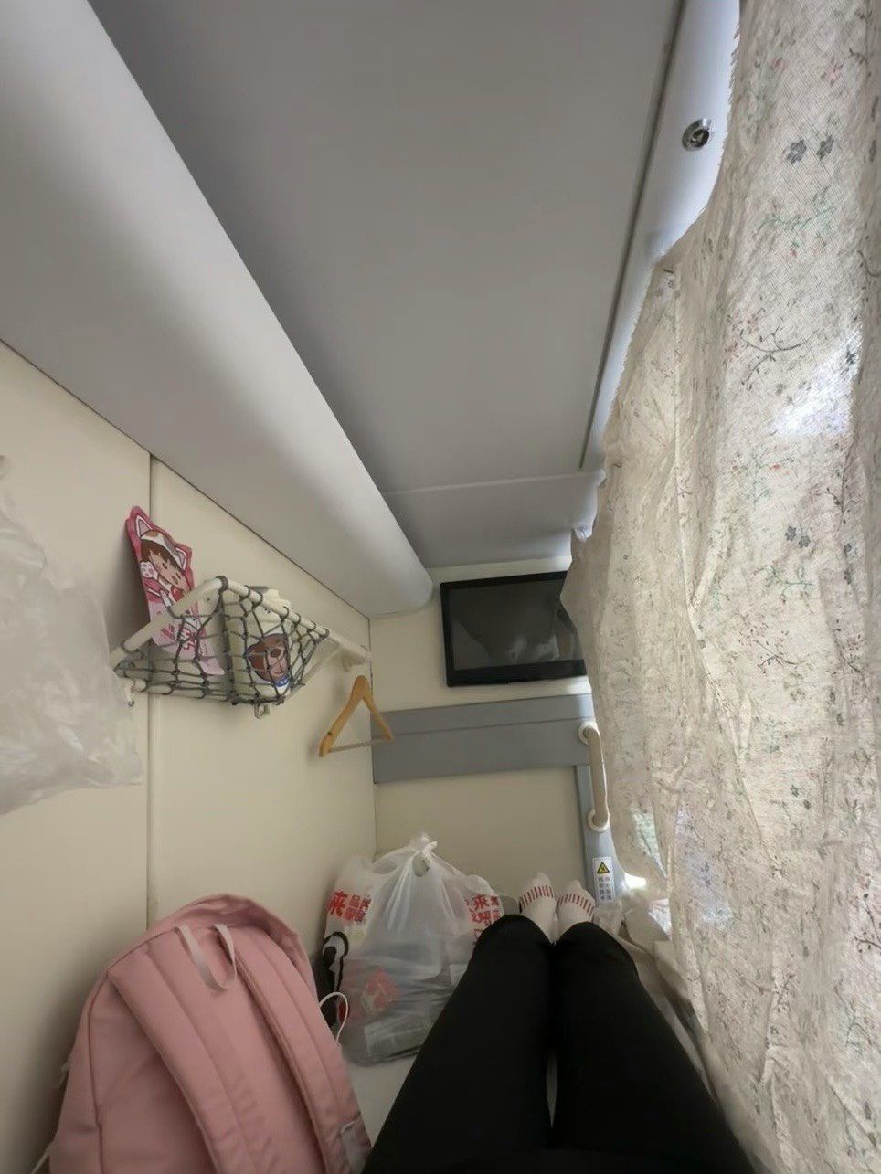 z火车软卧上铺 谁懂啊!