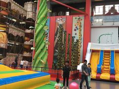 -蒙特利亲子乐园