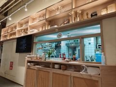 -Dough&Joe团憩(瑞虹天地月亮湾店)