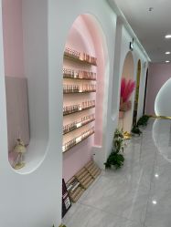 -花系美·美甲美睫精品店