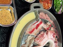 -哈哈碳都·牛肋条无限自助烤肉(宝龙店)