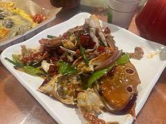 -三亚火车头万人海鲜广场