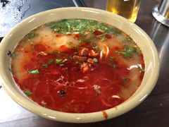 -亮亮面馆(经六路店)