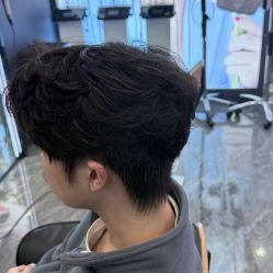 -藤野造型烫染·漂发