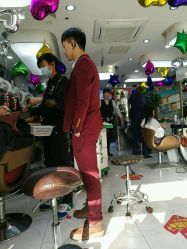 -阿兵荣辉美容理发有限公司