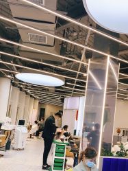 -PE SALON 