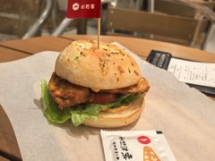 -必胜客(大宁路店)