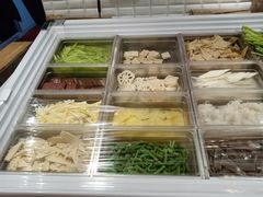 自助取餐区-拿渡·水煮鱼麻辣香锅(王府井奥莱·香江小镇店)
