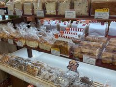 -红宝石·鲜奶小方·海派西点房(南丹店)