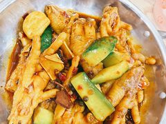 -江城燕子大排档(江汉路步行街店)