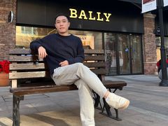 -王府井奥莱棋盘山小镇