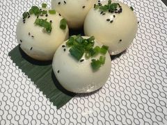 鲜肉生煎馒头-屋里厢上海菜馆