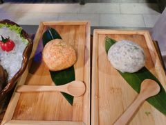 飞鱼籽墨鱼滑-湊湊火锅·茶憩(杭州湖滨银泰in77店)