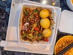 -一席地·本地鸡窝·杭帮鸡火锅(萧山银隆百货店)