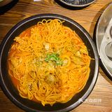 每次来他家都会点一份海鲜面，个人比较喜欢甜辣口味