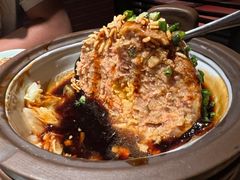含双黄咸鸭蛋的招牌狮子头-扬州狮子楼·非遗淮扬菜(东关街店)