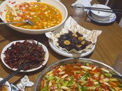 -邱金小炒·30 年盐帮江湖菜(自贡店)