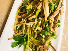 -金牌餐厅·天津菜·八珍豆腐·老爆三(瓷房子店)