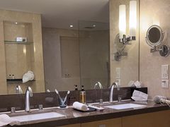 -上海新锦江大酒店