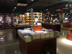 -新华书店(印象城店)