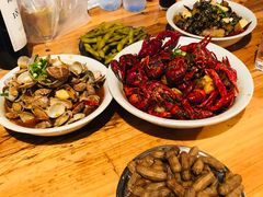 -冶建镜子·老南昌大排档·江西虾王(总店)