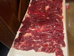 -左庭右院鲜牛肉火锅(金山万达店)