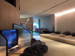 -涨巢·潮玩水疗局