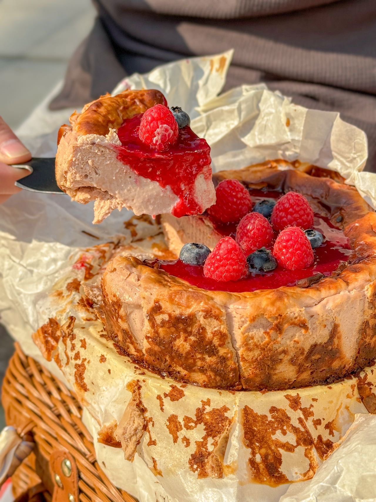 树莓巴斯克芝士蛋糕,一口就沦陷!