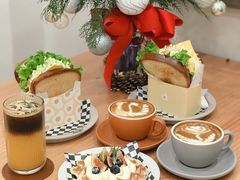 奶油水果华夫饼-echoes coffee回响咖啡(红山店)