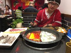 -宽板凳老灶火锅(簋街店)