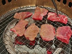-山川小町·极番烧肉(新地假日广场店)