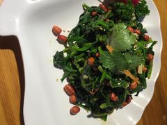 果仁菠菜-伊爽串吧