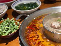 -巴隆门重庆老火锅(太湖路店)