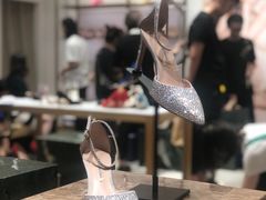 -STUART WEITZMAN(静安嘉里中心店)