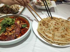 -文君楼美食·庭院酒店(宽窄巷子地铁站店)