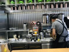 -CoCo都可(湖滨银泰店B区店)