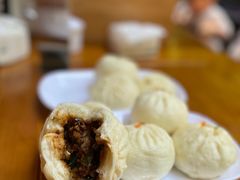 -李与白包子铺(桐梓林店)
