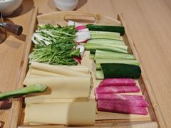 -关东小磨东北菜(上海长风大悦城店)