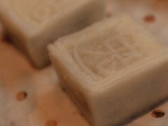 特色传统豆沙方糕-逸道(益丰·外滩源店)